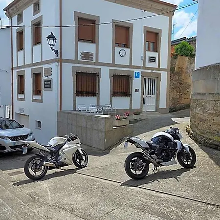 Travesia Sarria