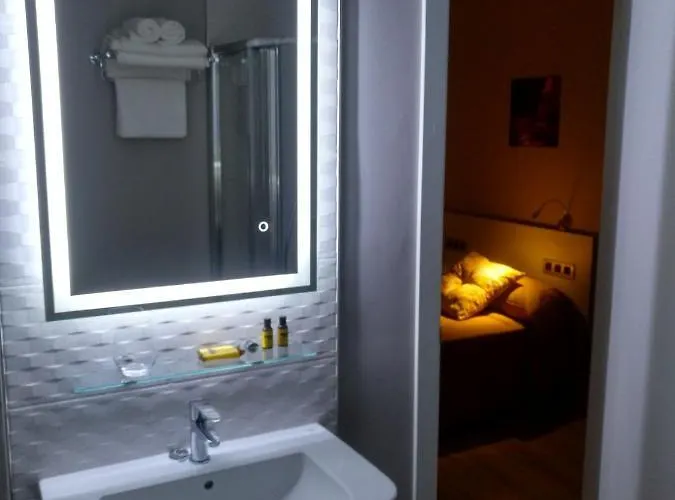 Aparthotel Travesia Sarria